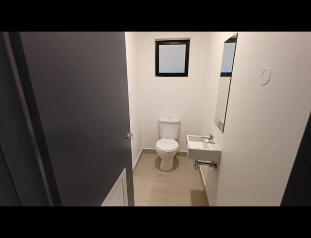 INDUSTRIAL PROPERTY TO RENT IN SAMRAND BUSINESS PARK